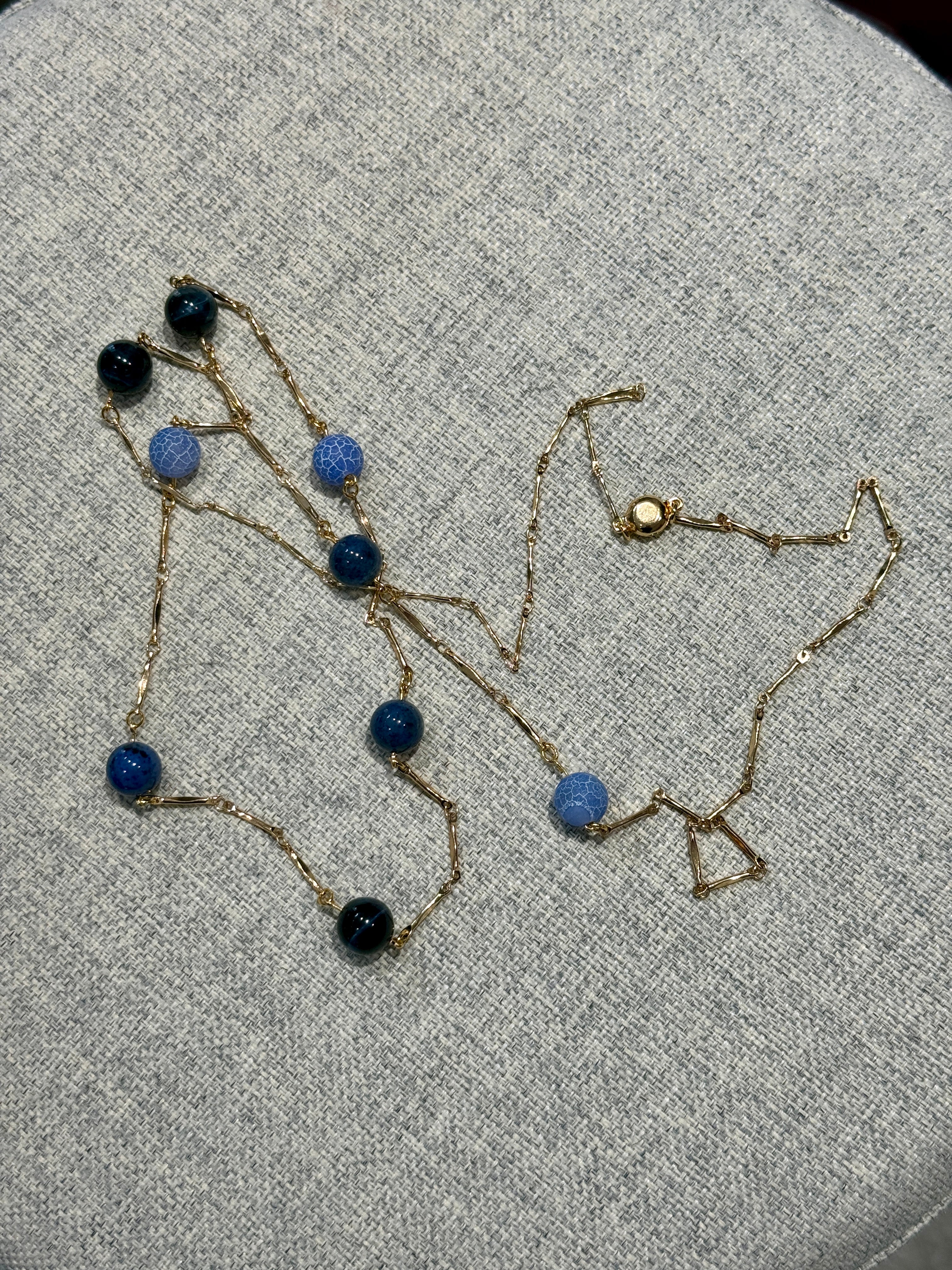 sautoir-dumortiérite-lapis-lazuli-agate